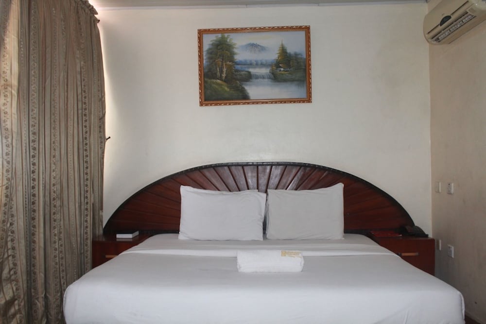 Signature Room, 1 Queen Bed