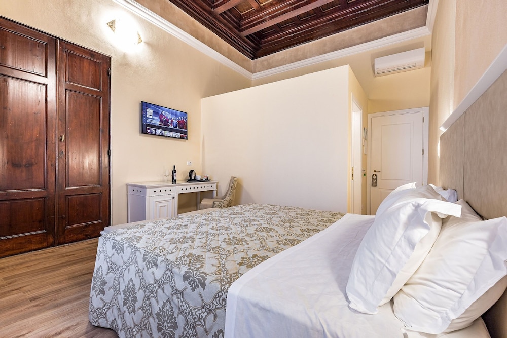 Deluxe Room (Bell Tower) photo 2