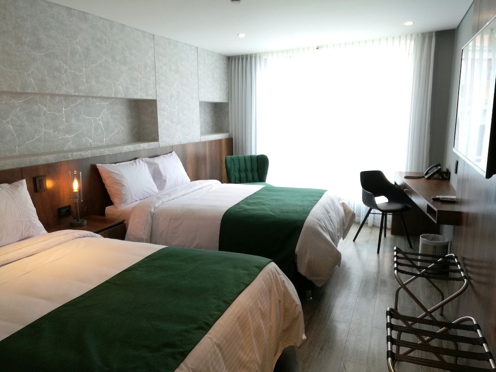 Superior Twin Room, 2 Double Beds photo 1
