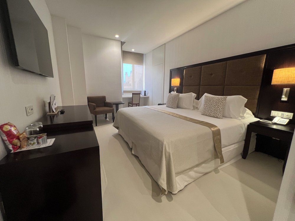 Executive Double or Twin Room - Photo 2