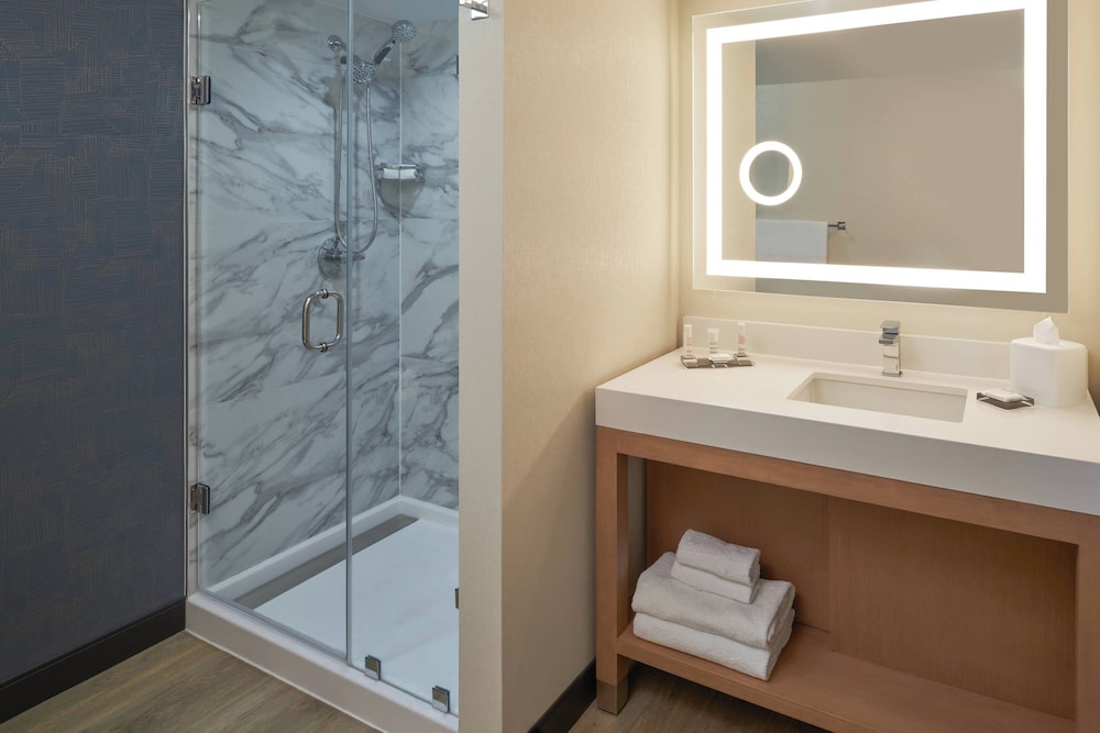 Executive Room, 2 Queen Beds, Balcony photo 3