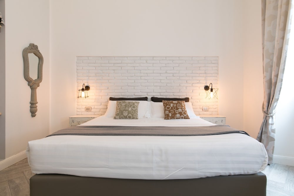 Luxury Triple Room, Multiple Beds photo 2