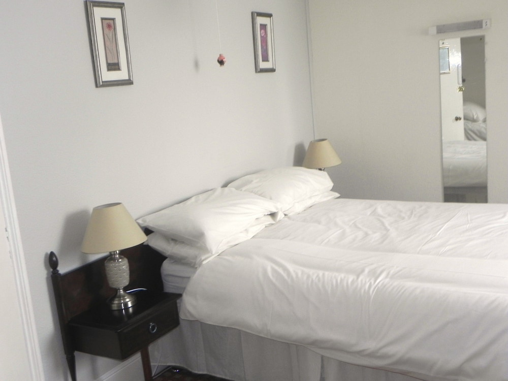 Traditional Double or Twin Room, 1 Bedroom, Ensuite (Shower, 2nd floor) photo 1