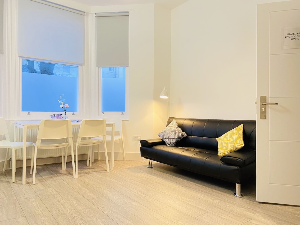 Family Room photo 2