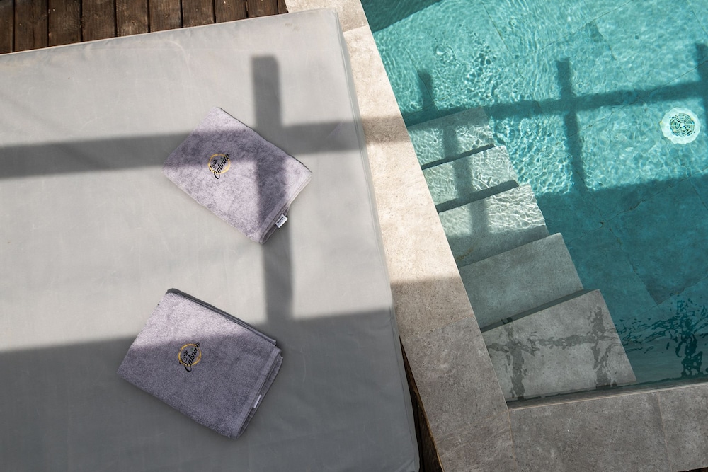 Superior Double Room, Private Pool - Photo 5