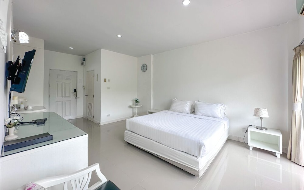 Hillside Room photo 3