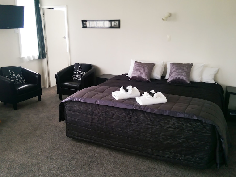 One Bedroom photo 1