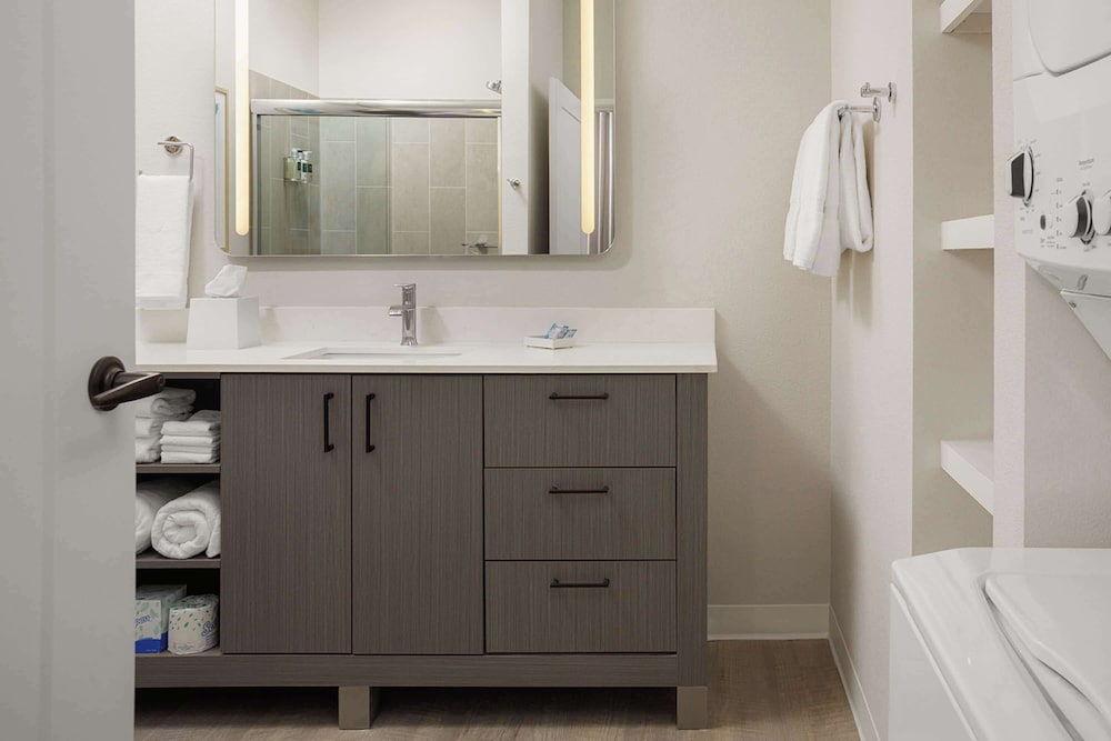 WaterWalk Extended Stay by Wyndham Jacksonville Deerwood Pk, Bilde 2
