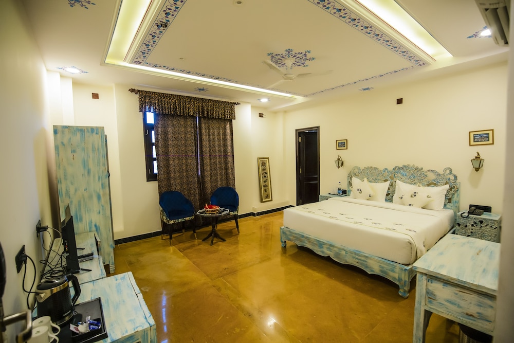 Superior Room - Photo 14