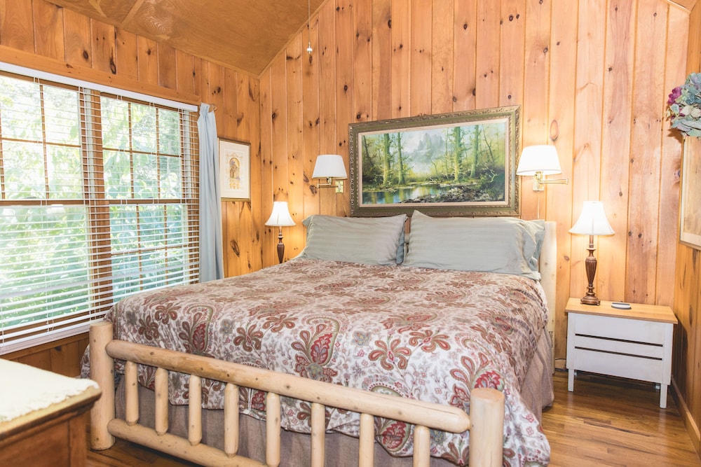 Bayberry Cottage photo 1