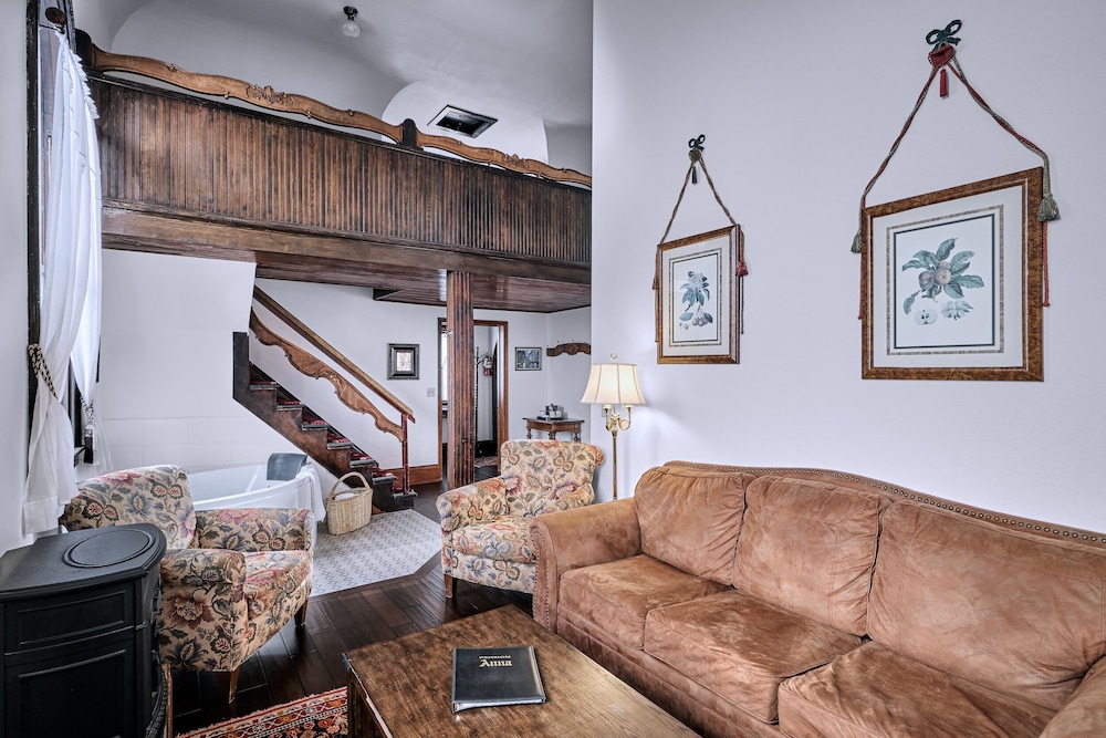 Old Chapel Suite photo 3