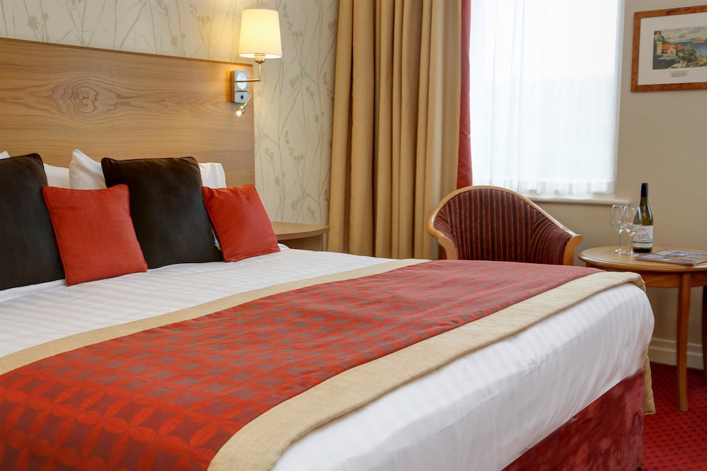 Comfort Room, 1 Queen Bed, Non Smoking - Photo 1