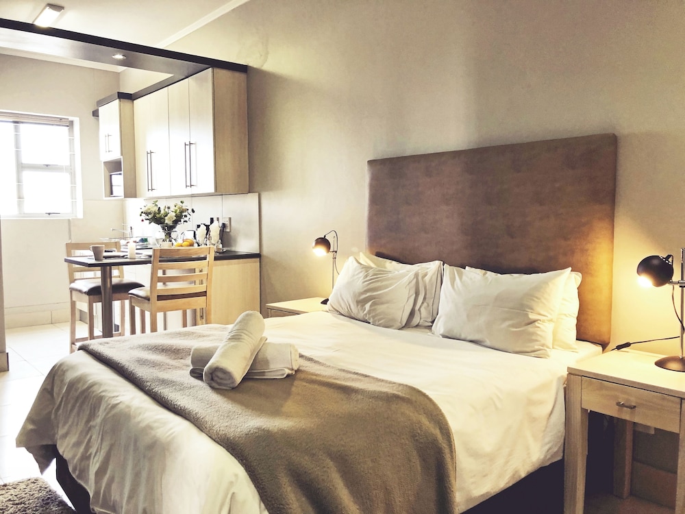 Standard Double Room, 1 Queen Bed photo 2