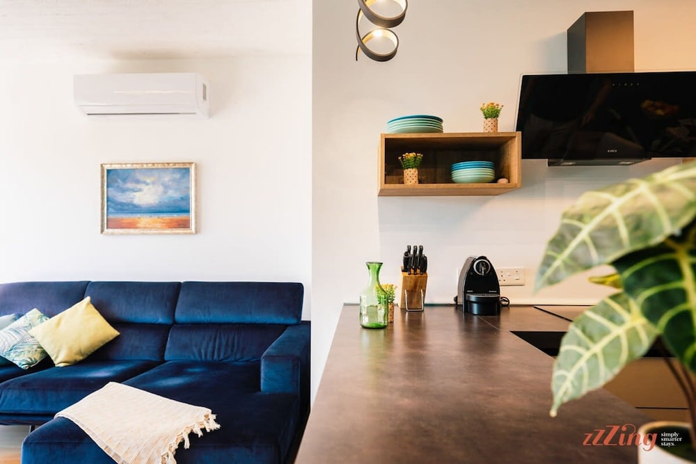 Apartment photo 3