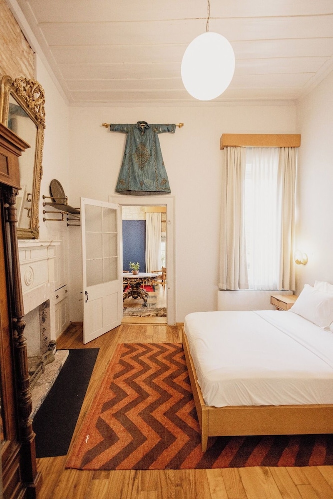 Suite photo 1