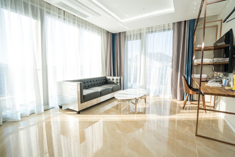 Family Suite - Photo 3