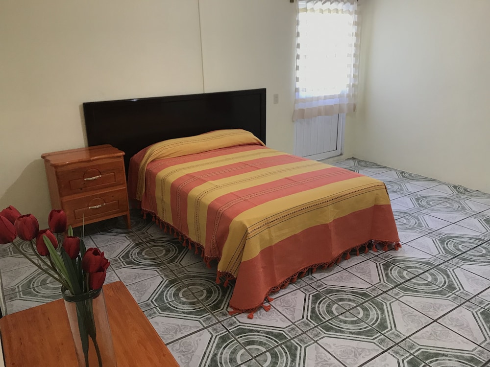 Family Quadruple Room - Photo 6