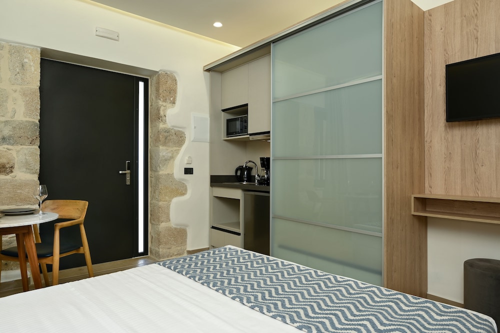 Classic Room - Photo 10
