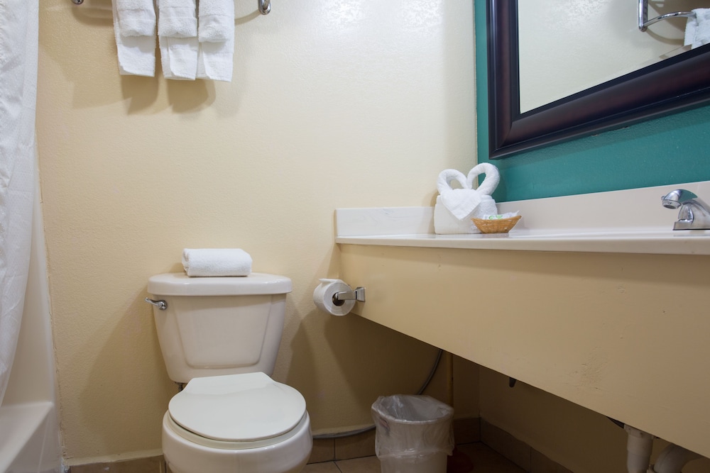 Family Suite, 2 Bedrooms - Photo 2