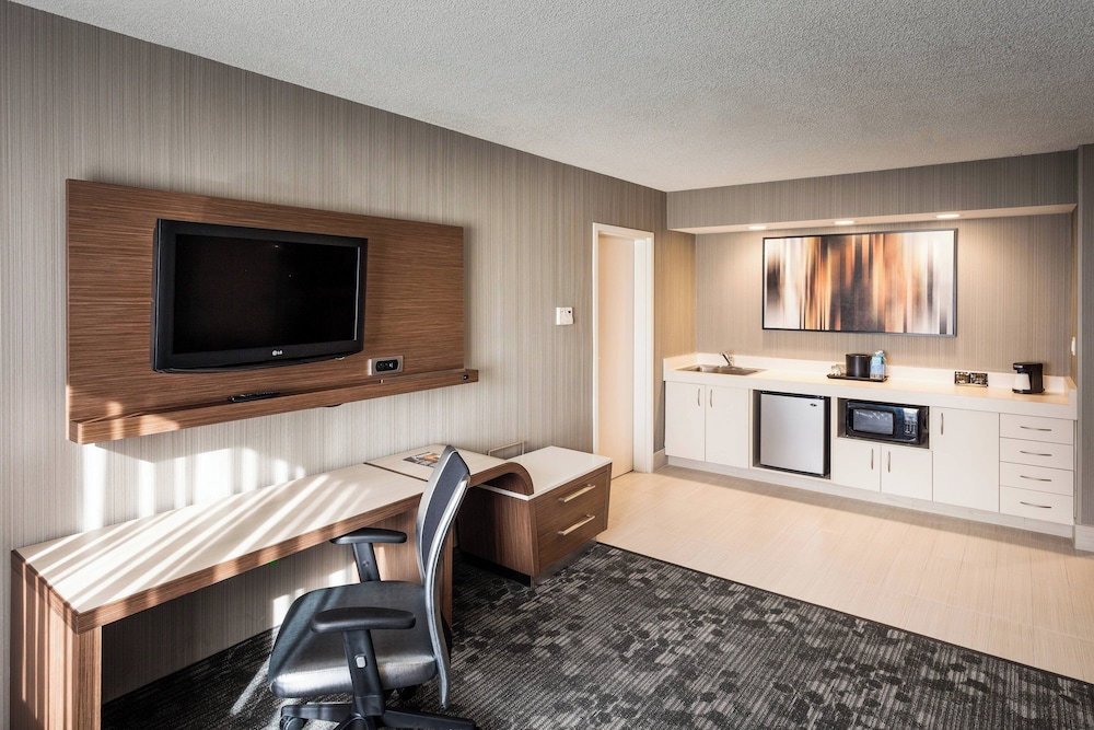 Suite, 1 Bedroom (Hearing Accessible) photo 2