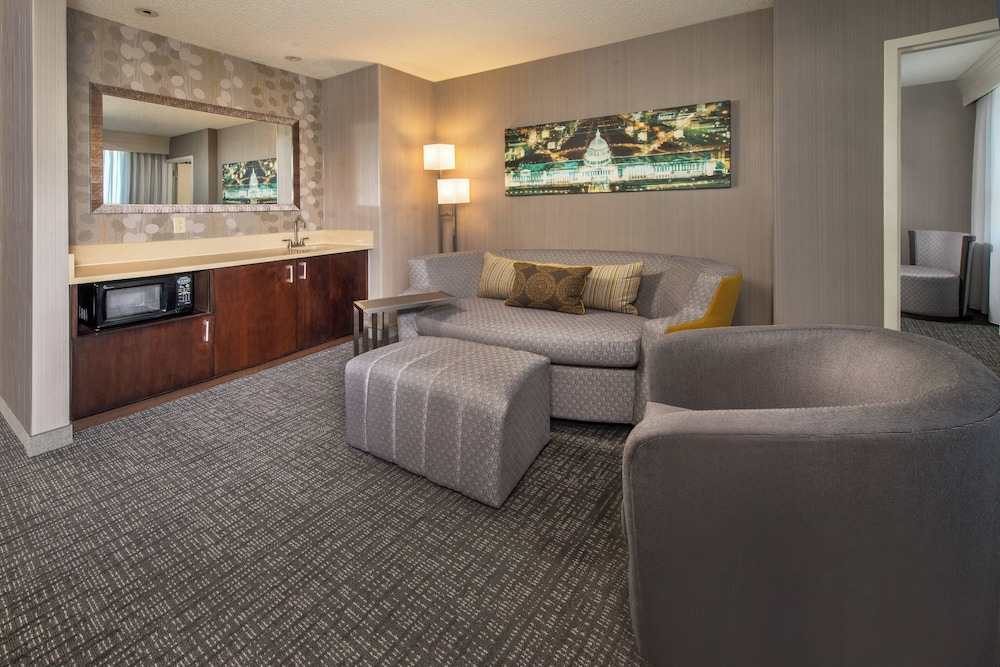 Suite, 1 King Bed with Sofa bed (Mobility/Hearing Access, Roll-in Shwr) - Photo 1