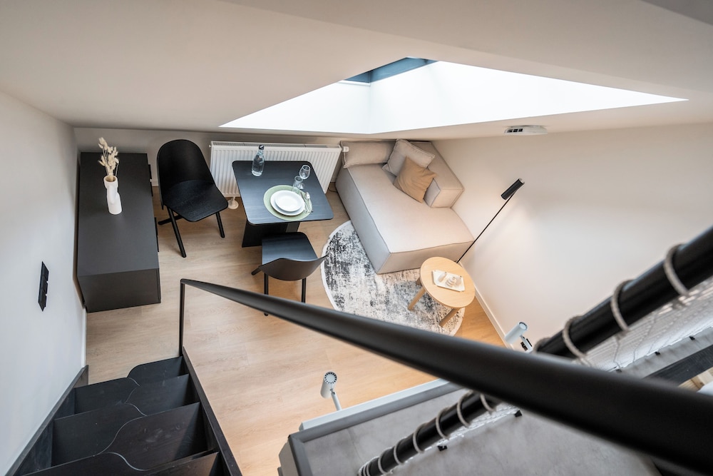 Elite Loft