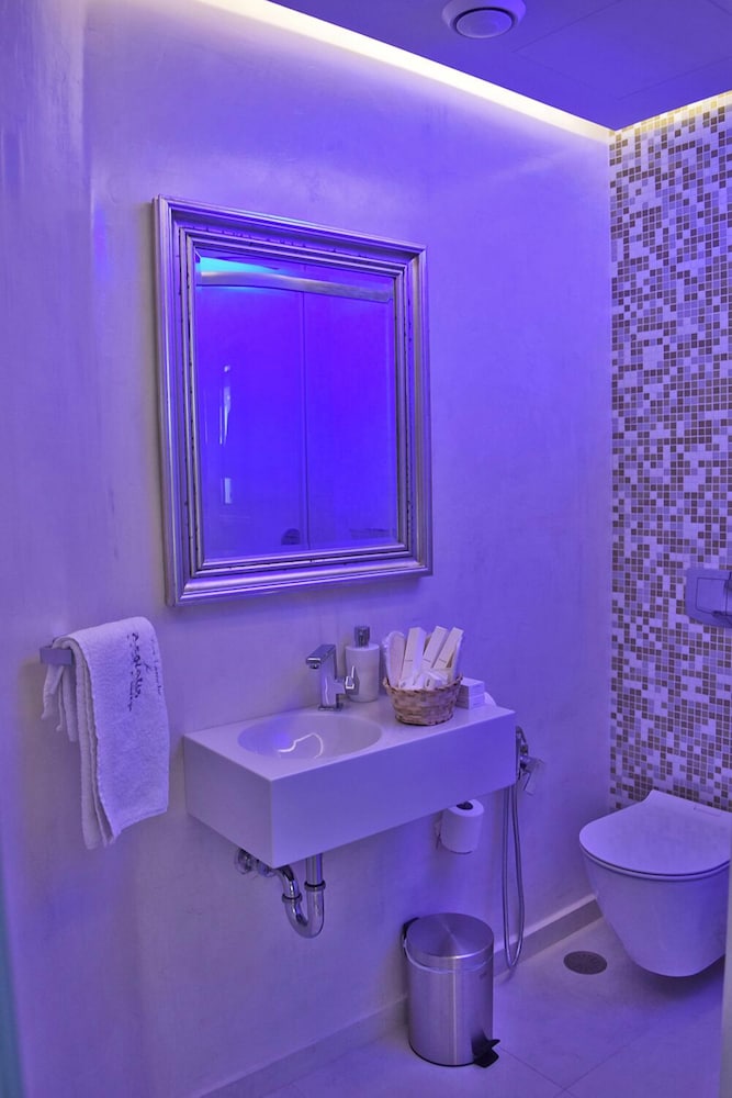 Junior Suite, Sea View - Photo 5