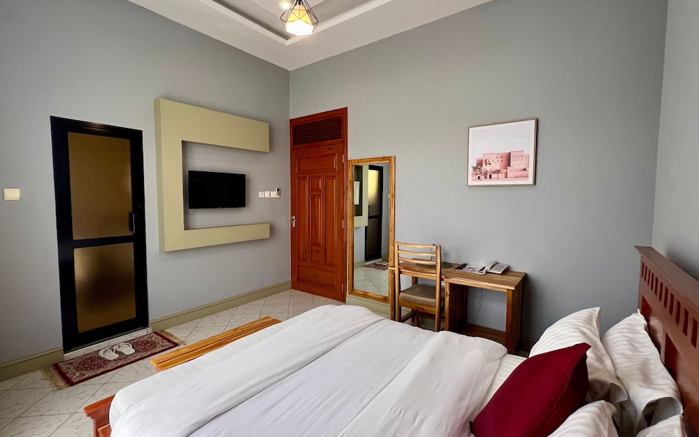 Basic Double Room photo 2