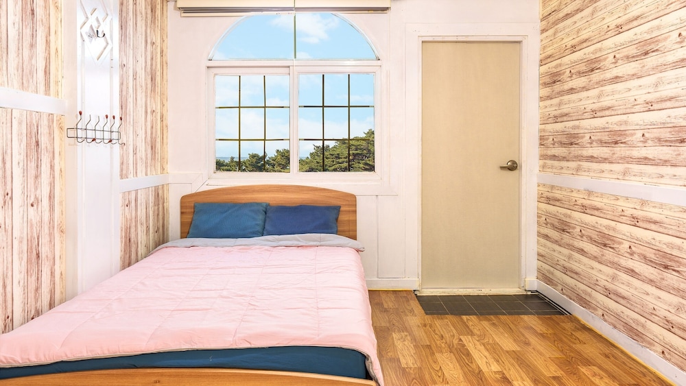 Basic Room, 1 Bedroom (Vintage 8)