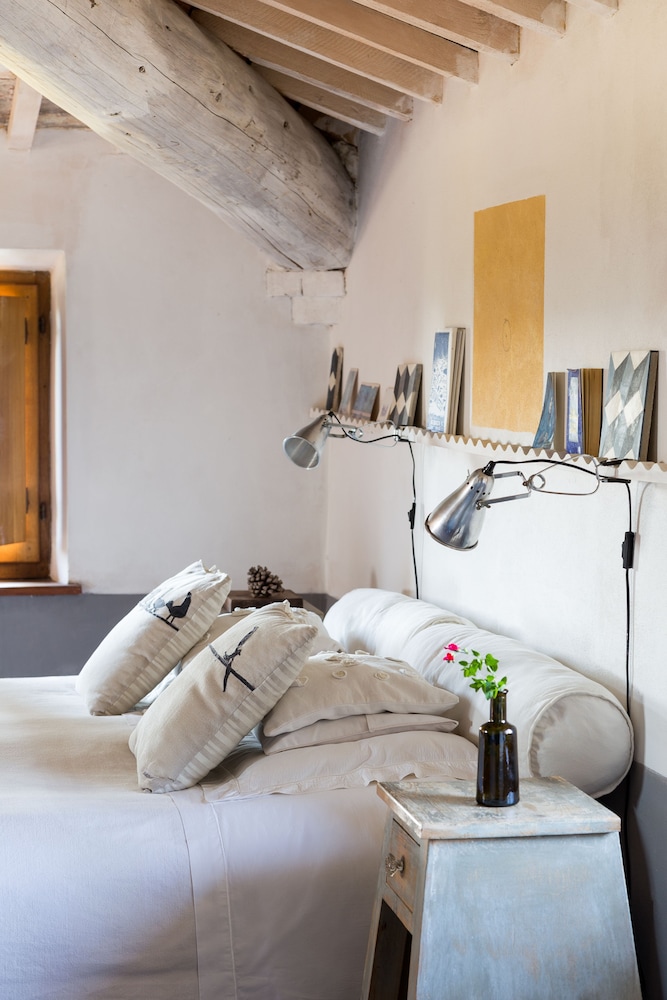 Exclusive Suite, 1 King Bed, Vineyard View photo 3