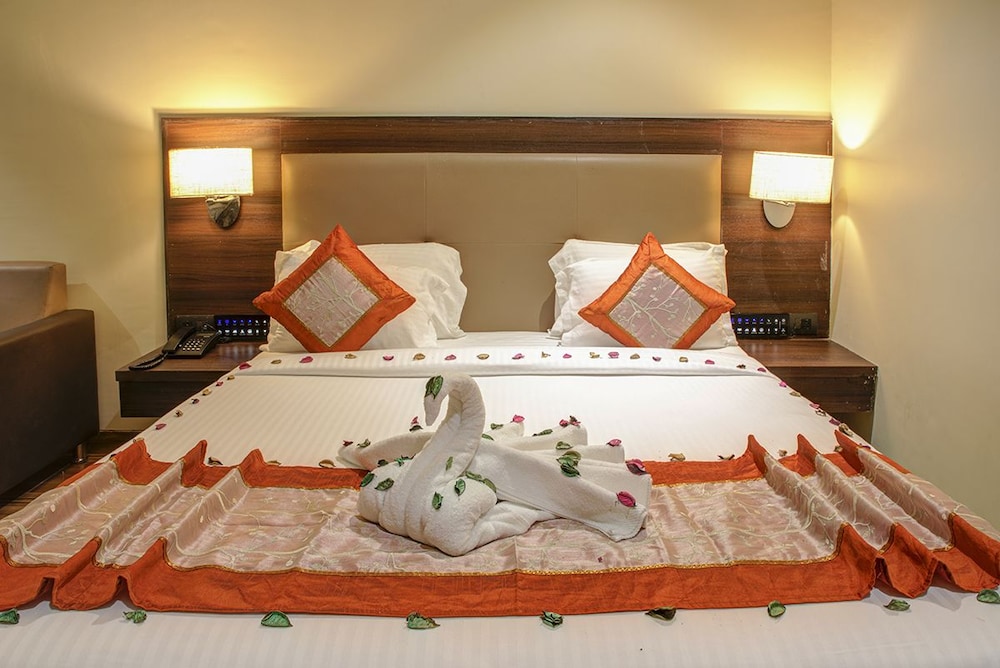 Deluxe Double Room, 1 Double Bed, Non Smoking - Photo 14