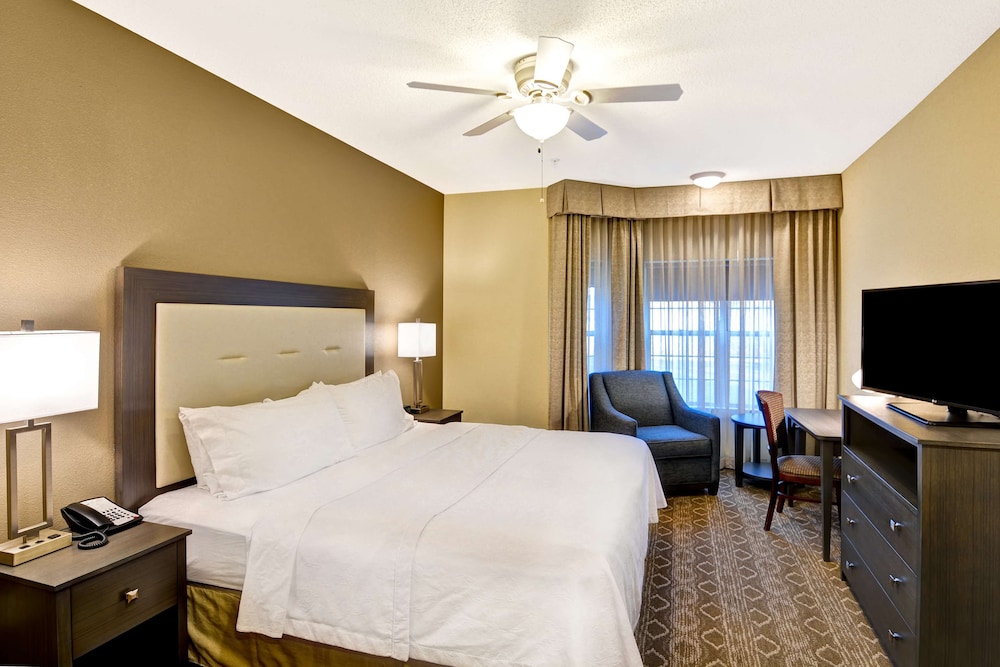 Suite, 2 Queen Beds, Accessible, Bathtub - Photo 1