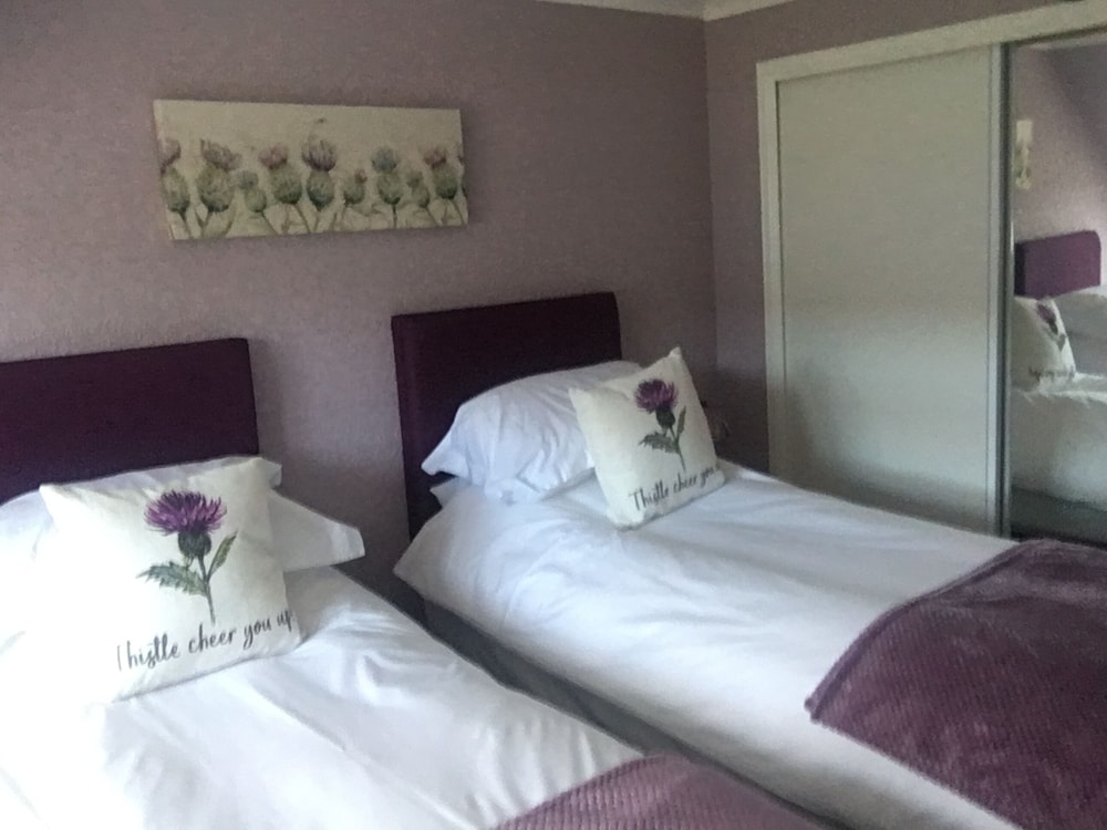Double Or Twin Room - Photo 5