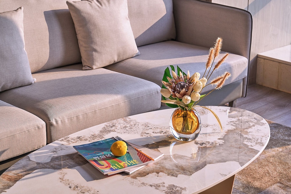 Luxury Studio Suite photo 2