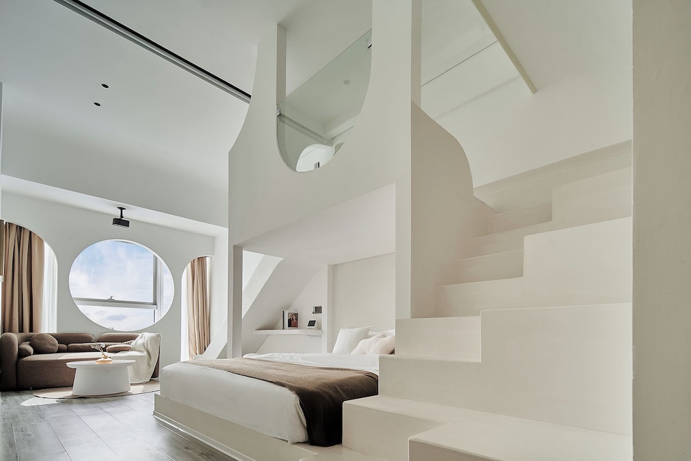 Exclusive Duplex, City View