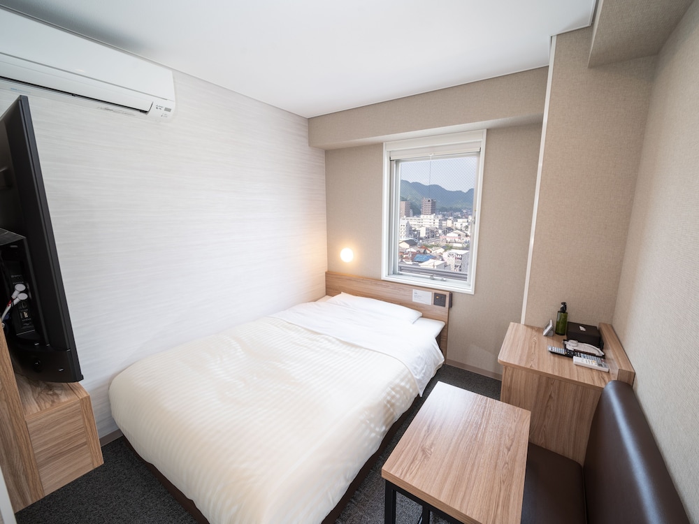 Standard Room, Non Smoking - Photo 2