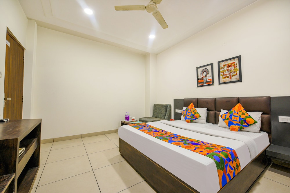 Deluxe Room - Photo 4