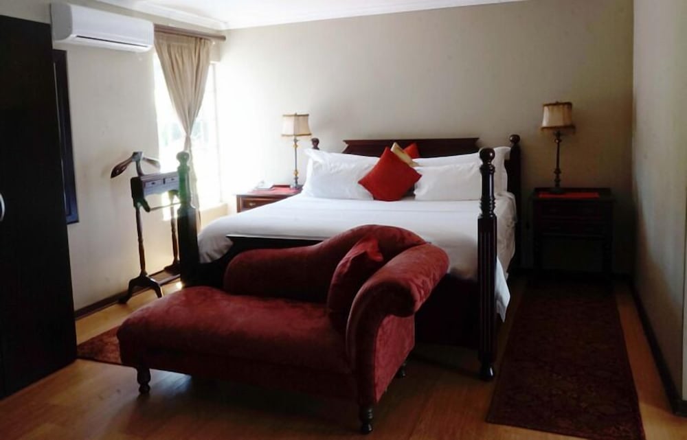 Executive Suite photo 1