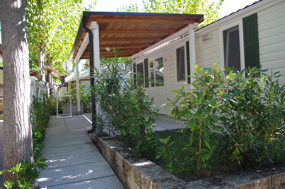 Mobile Home (Elegant-Plus) photo 2