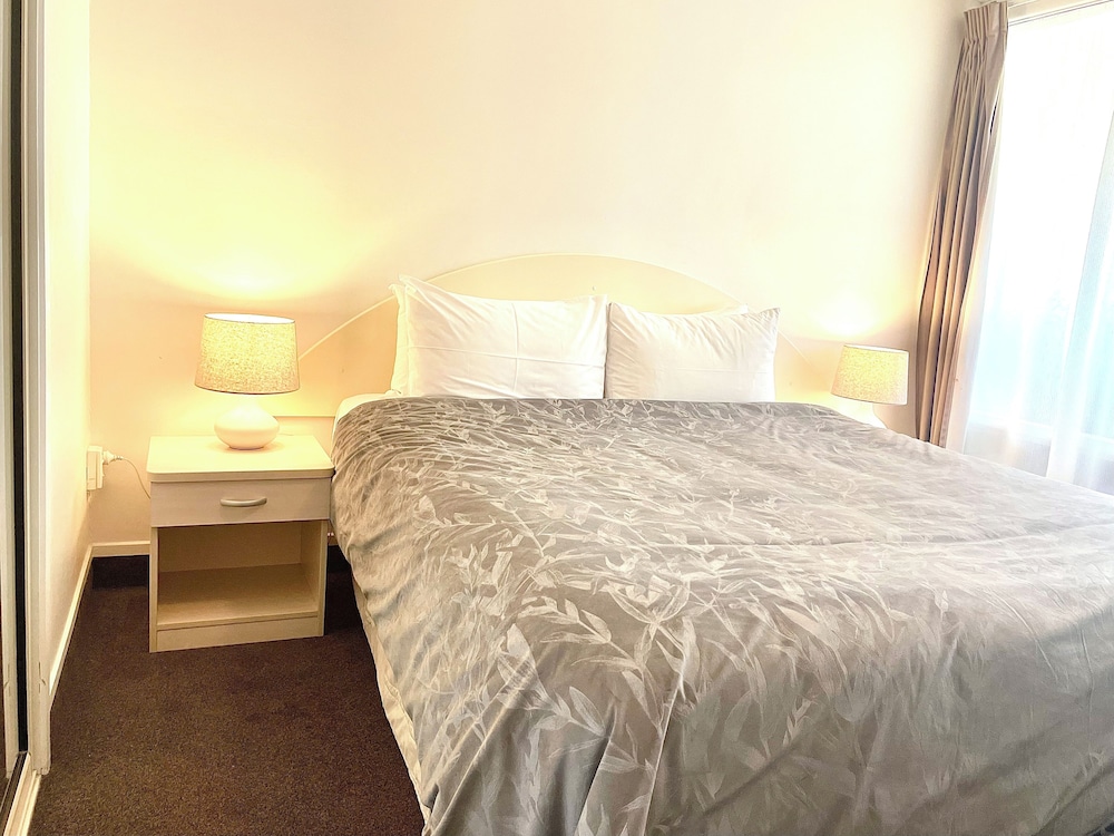 Two Bedroom Family Suite - Prepaid - Photo 1