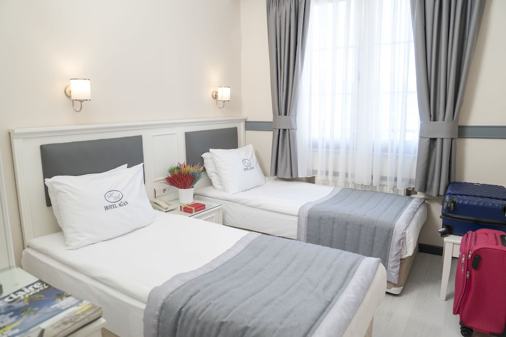 Standard Room, 2 Twin Beds photo 1