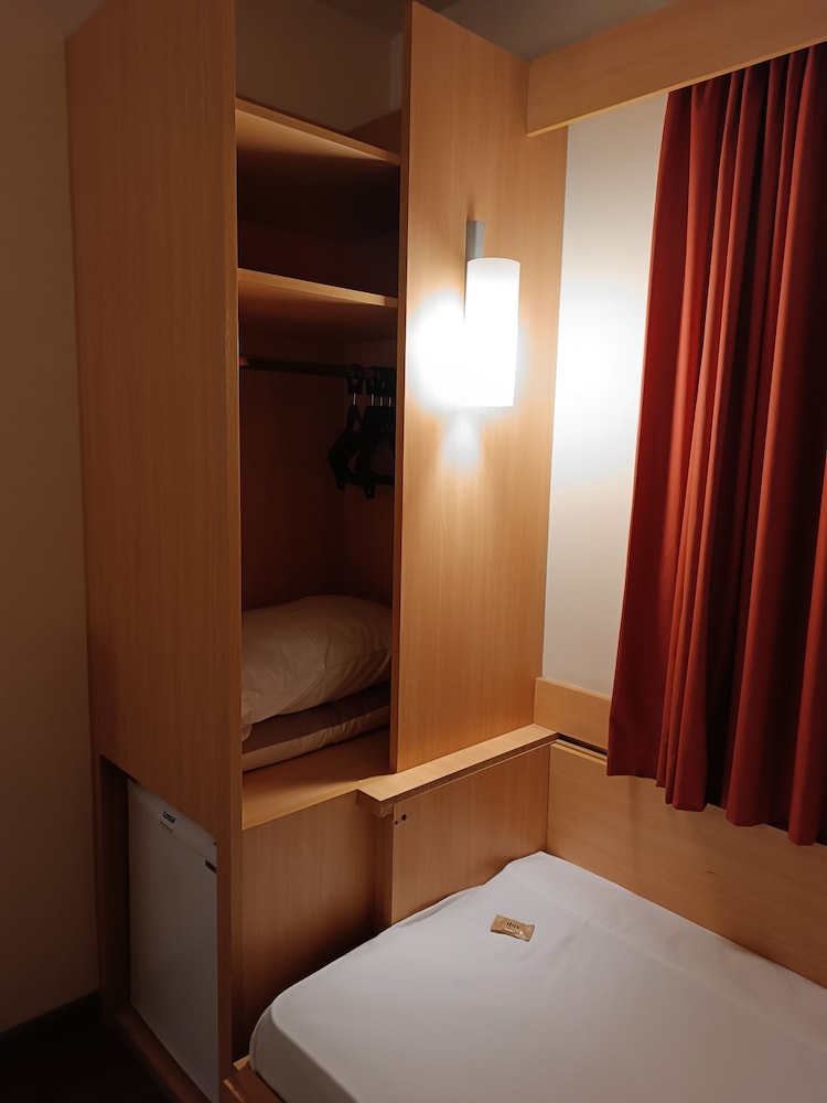 Room, Multiple Beds photo 1