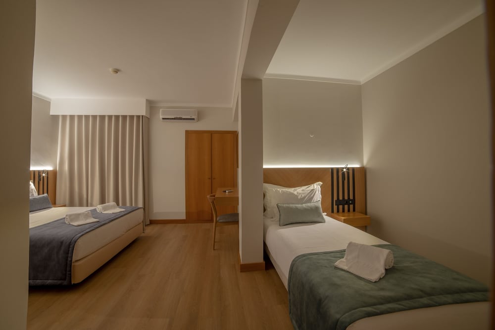 Classic Quadruple Room photo 2