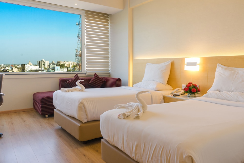 Standard one twin or two single beds, City View Tower photo 1
