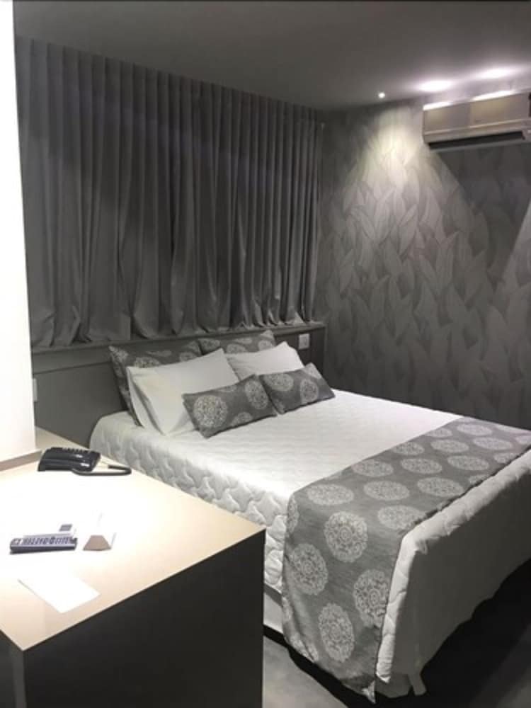 Deluxe Twin Room photo 3