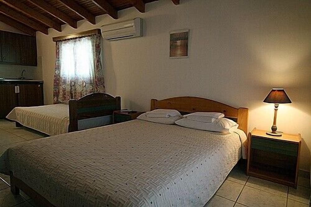 Quadruple Room, Sea View photo 3