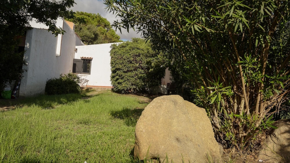 Villa photo 2