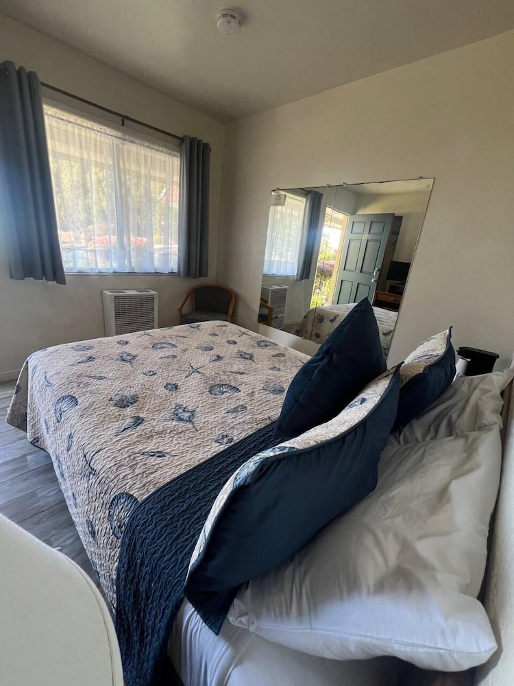 Basic Single Room, 1 Bedroom photo 2