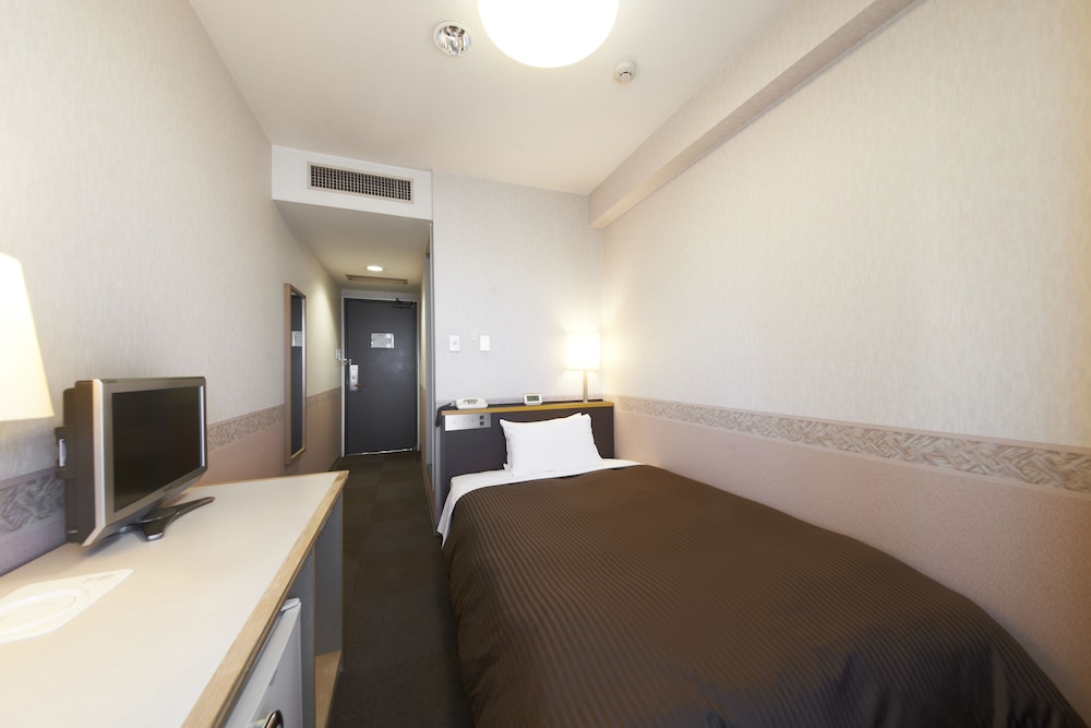 Business Single Room, 1 Large Twin Bed, Smoking photo 2