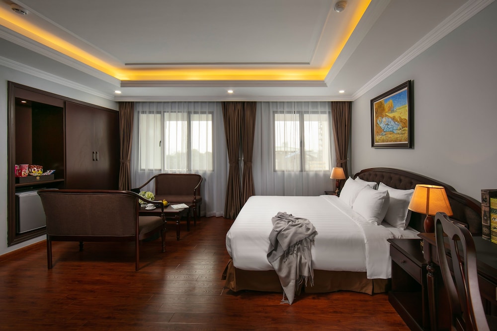 Premier Room